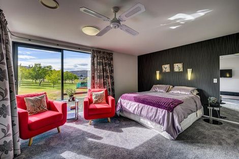 Photo of property in 124 Pearson Road, Cromwell, 9384