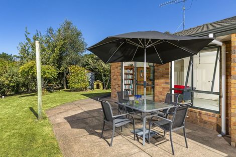 Photo of property in 25 Wyn Close, Kaukapakapa, 0871