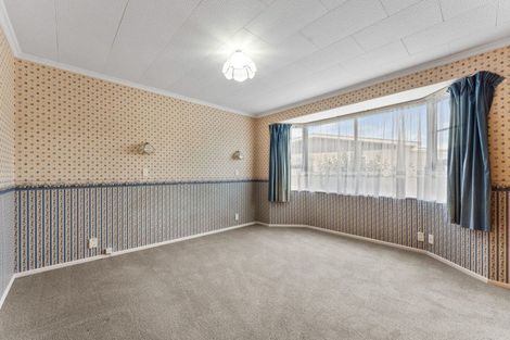 Photo of property in 10 Meadowbrook Drive, Cloverlea, Palmerston North, 4412