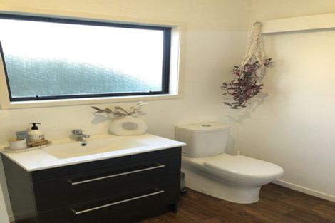 Photo of property in 18 Pelorus Street, Welcome Bay, Tauranga, 3112