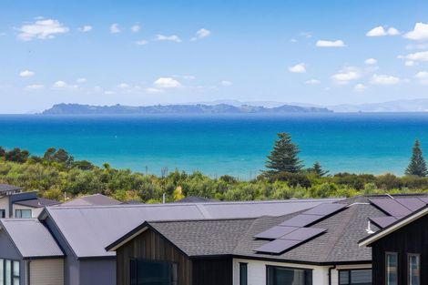 Photo of property in 17 Tupa Street, Long Bay, Auckland, 0630