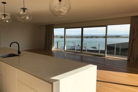 Photo of property in 11 Te Awakura Terrace, Mount Pleasant, Christchurch, 8081