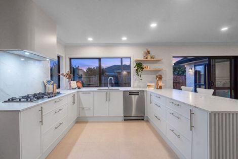 Photo of property in 4 Inagh Close, Dannemora, Auckland, 2016