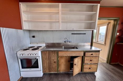 Photo of property in 1 Aramoana Road, Careys Bay, Port Chalmers, 9082