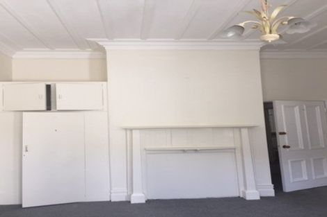 Photo of property in 18 Portland Crescent, Thorndon, Wellington, 6011