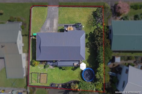 Photo of property in 3 Stella Drive, Clarks Beach, 2122