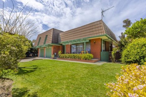 Photo of property in 31 Ngarimu Crescent, Taradale, Napier, 4112