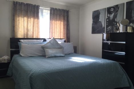 Photo of property in 324 West Coast Road, Glen Eden, Auckland, 0602