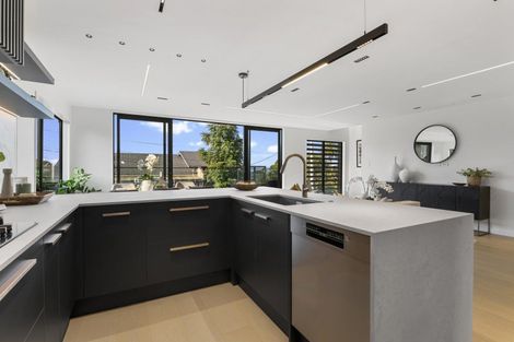 Photo of property in 47d Hastings Road, Mairangi Bay, Auckland, 0630