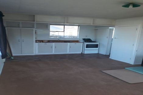 Photo of property in 99 Dunns Avenue, The Pines Beach, 7630