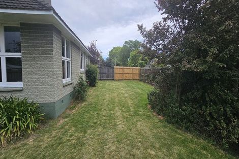 Photo of property in 2 Nyton Place, Bryndwr, Christchurch, 8053