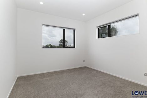 Photo of property in 33 Clendon Avenue, Papatoetoe, Auckland, 2025