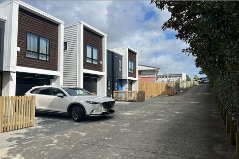 Photo of property in 184a Ridge Road, Howick, Auckland, 2014