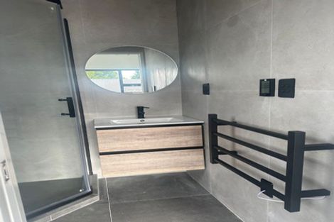 Photo of property in 6a Zingaro Place, Massey, Auckland, 0614