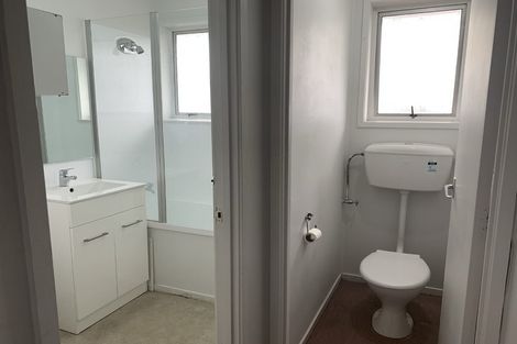 Photo of property in 7/90 Kenderdine Road, Papatoetoe, Auckland, 2025