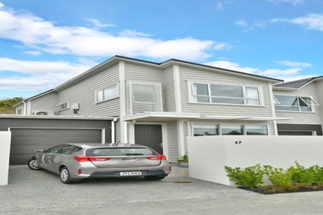 Photo of property in 17 Sanremo Lane, Stanmore Bay, Whangaparaoa, 0932