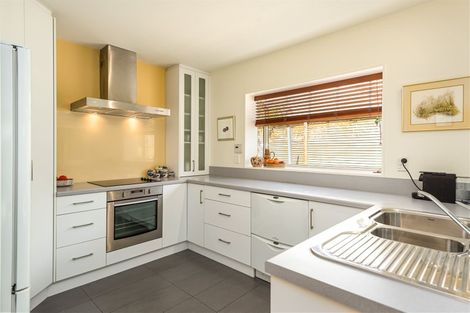 Photo of property in 58 Arnold Street, Sumner, Christchurch, 8081