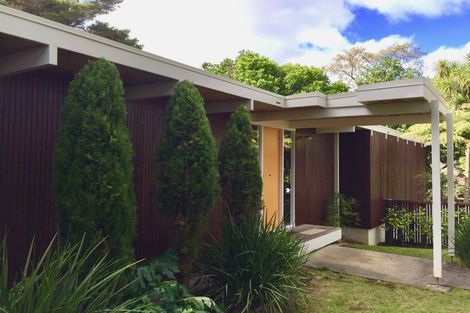 Photo of property in 55 Hillcrest Avenue, Hillcrest, Auckland, 0627