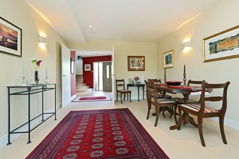 Photo of property in 1b Neeve Place, Taradale, Napier, 4112