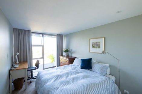 Photo of property in 26 Aotearoa Terrace, Murrays Bay, Auckland, 0630