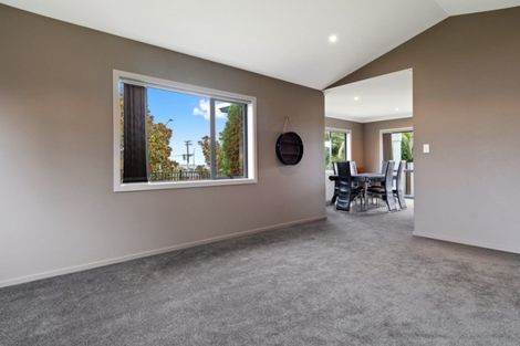 Photo of property in 16 Olive Close, Omokoroa, 3114