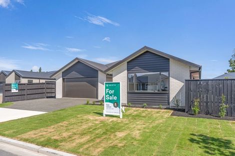 Photo of property in 8 Cam Mill Place, Rangiora, 7400