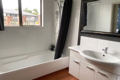 Photo of property in 2 Kamahi Street, Kaka Point, Balclutha, 9271