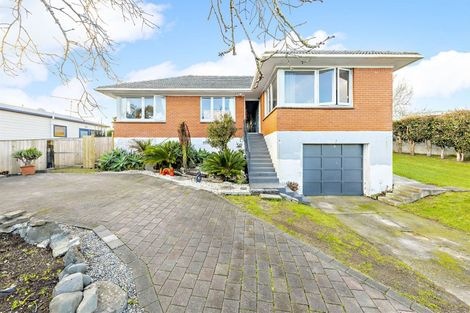 Photo of property in 147 Ennis Avenue, Pakuranga Heights, Auckland, 2010