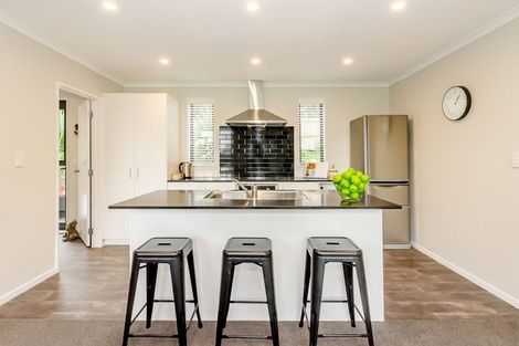 Photo of property in 103 Greenhill Road, Waikanae, 5391