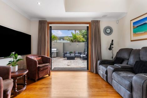 Photo of property in 8 Eric Price Avenue, Takapuna, Auckland, 0620