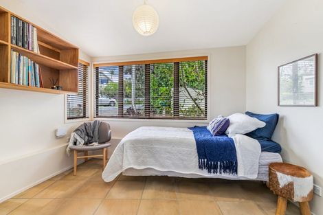 Photo of property in 170 Vipond Road, Stanmore Bay, Whangaparaoa, 0932