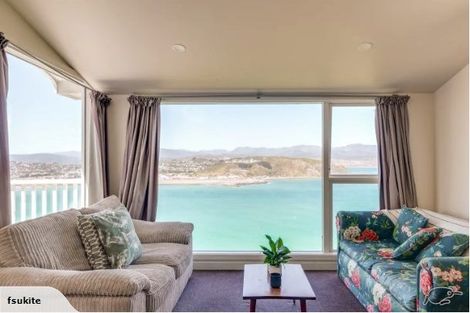 Photo of property in 27 View Road, Houghton Bay, Wellington, 6023