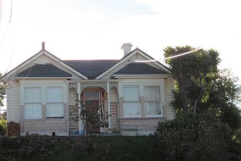 Photo of property in 39 Argyle Street, Mornington, Dunedin, 9011