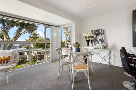 Photo of property in 5k The Esplanade, Eastern Beach, Auckland, 2012