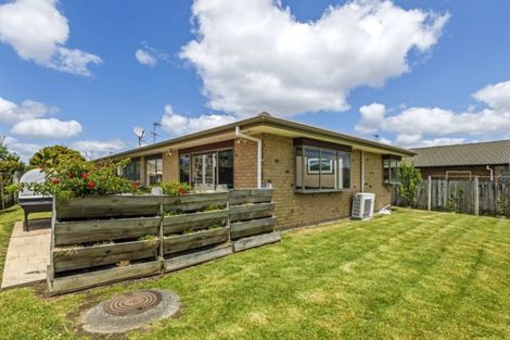 Photo of property in 8 Adelphi Place, Albany, Auckland, 0632