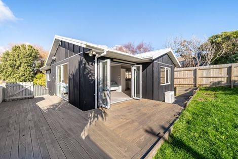 Photo of property in 115a Dimock Street, Titahi Bay, Porirua, 5022