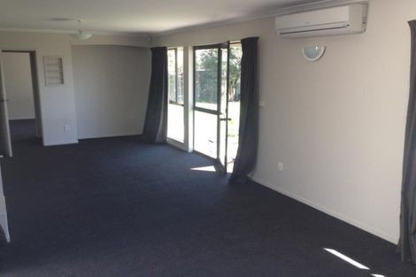 Photo of property in 1 Page Place, Hamilton East, Hamilton, 3216