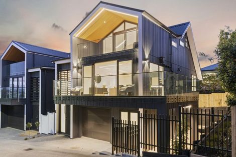 Photo of property in 47d Hastings Road, Mairangi Bay, Auckland, 0630