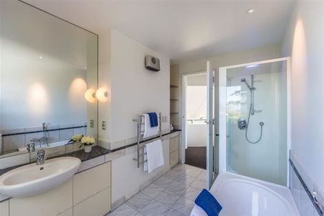 Photo of property in 142 Scarborough Road, Scarborough, Christchurch, 8081