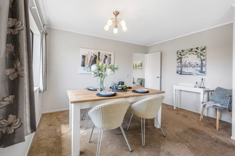 Photo of property in 9 Mirabell Place, Golflands, Auckland, 2013