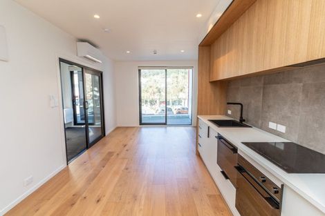 Photo of property in 2/62 Cambridge Terrace, Papatoetoe, Auckland, 2025