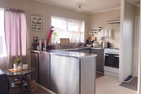 Photo of property in 10/12 Ingram Street, Papakura, 2110
