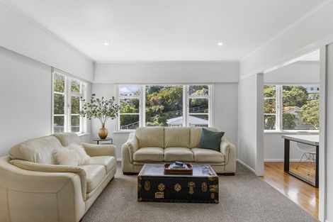 Photo of property in 103 Kenmore Street, Newlands, Wellington, 6037