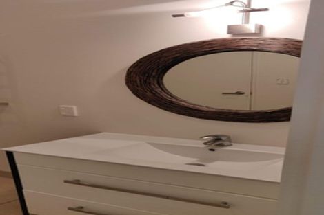 Photo of property in 5 Hazel Glen, Bayview, Auckland, 0629