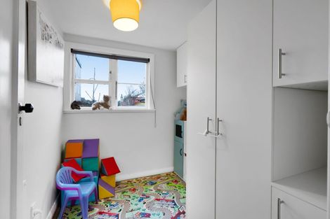 Photo of property in 1/6 Cornwall Street, Brooklands, New Plymouth, 4310