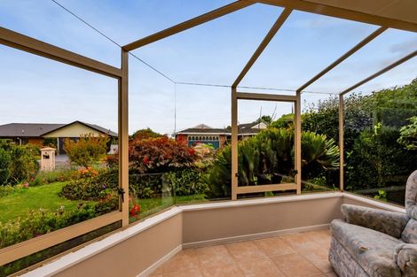 Photo of property in 1/9 Waiwera Place, Merrilands, New Plymouth, 4312