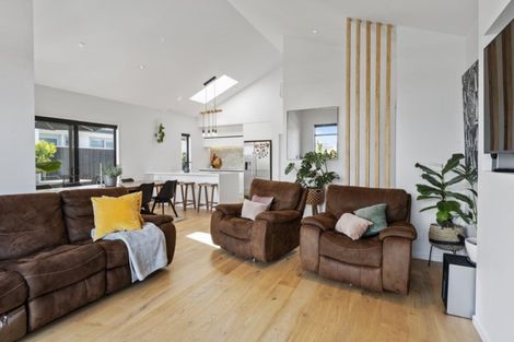 Photo of property in 4 Leyland Lane, Halswell, Christchurch, 8025