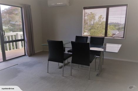 Photo of property in 1/6 Grenadine Place, Unsworth Heights, Auckland, 0632