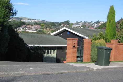 Photo of property in 4 Burbank Crescent, Churton Park, Wellington, 6037