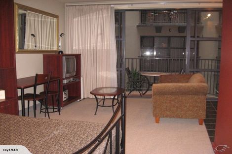 Photo of property in Atrium Apartments, 2h/154 The Terrace, Wellington Central, Wellington, 6011